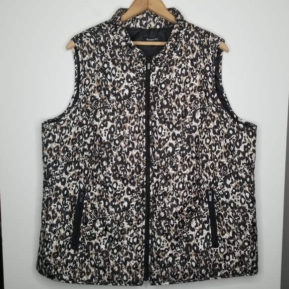 Relativity Jackets & Blazers - Relativity Animal Print Quilted Vest Size 3X